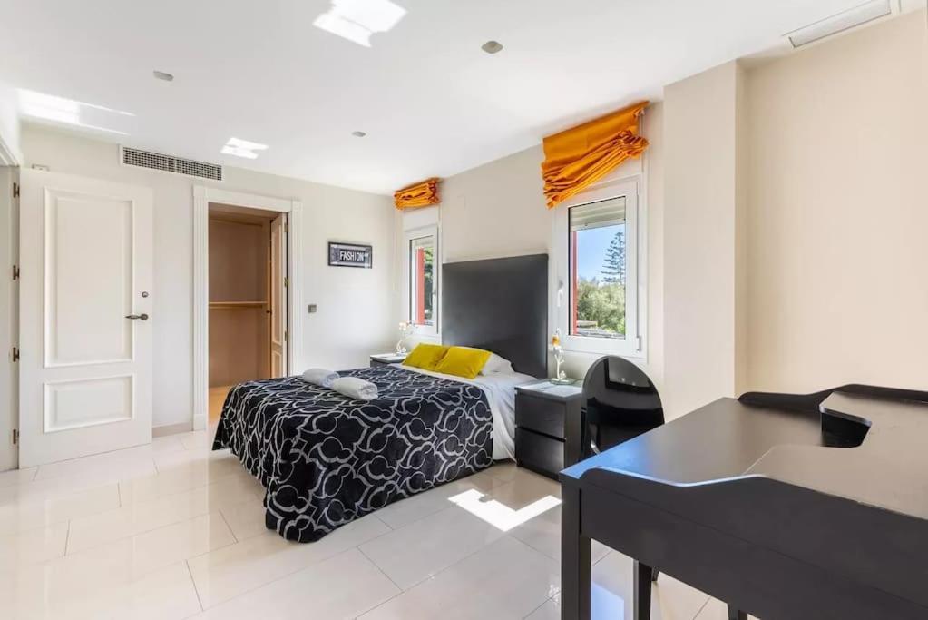 Ohana Luxury Villa With Heated Pool Màlaga Exteriér fotografie